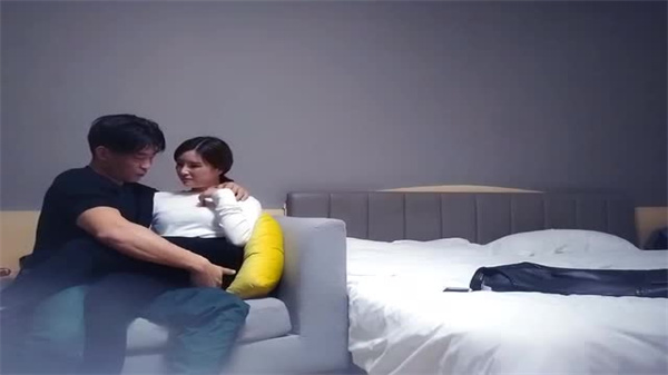 肌肉猛男Z寻花猎艳，美女口技超牛欲仙欲死